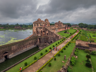 Day 17: Maheshwar to Mandu to Delhi
